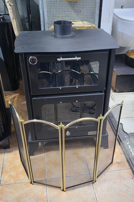 شبّاك حماية أمامي لصوبة الحطب – 4 جوانب بإطار ذهبي مزخرف